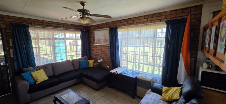 5 Bedroom Property for Sale in Vaal Park North West